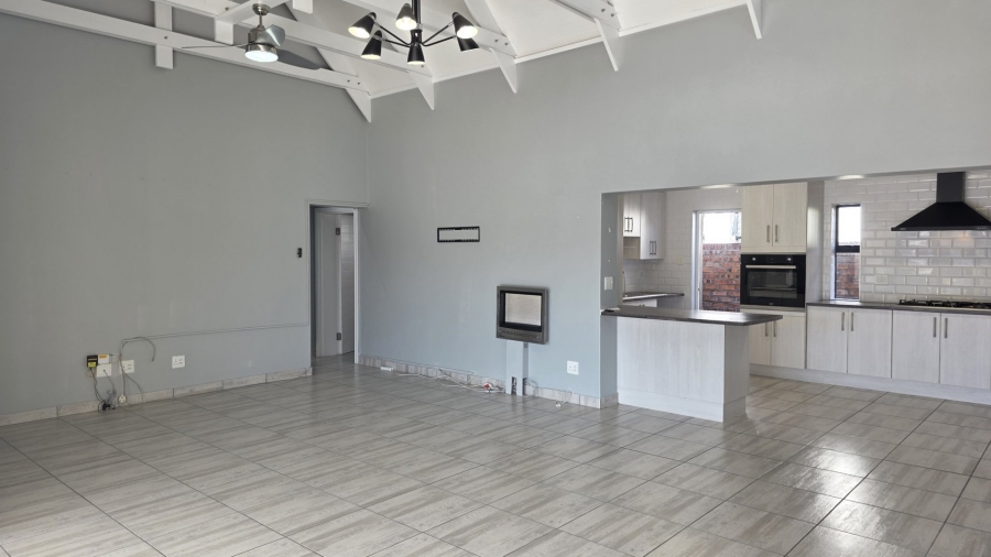 3 Bedroom Property for Sale in Hartenbos Central Western Cape